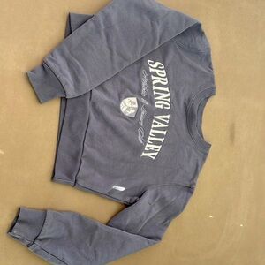 Hollister Cropped Sweatshirt